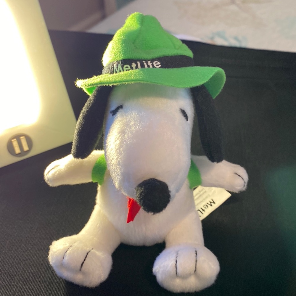 MetLife Camper/Hiker Snoopy